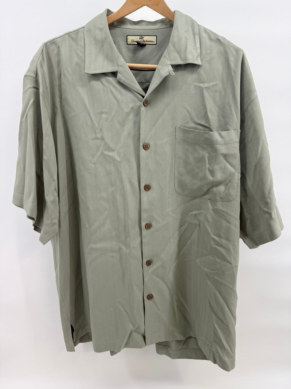 VTG Tommy Bahama Light Sage Green Button Down Shirt Short Sleeve Relaxed Fit L